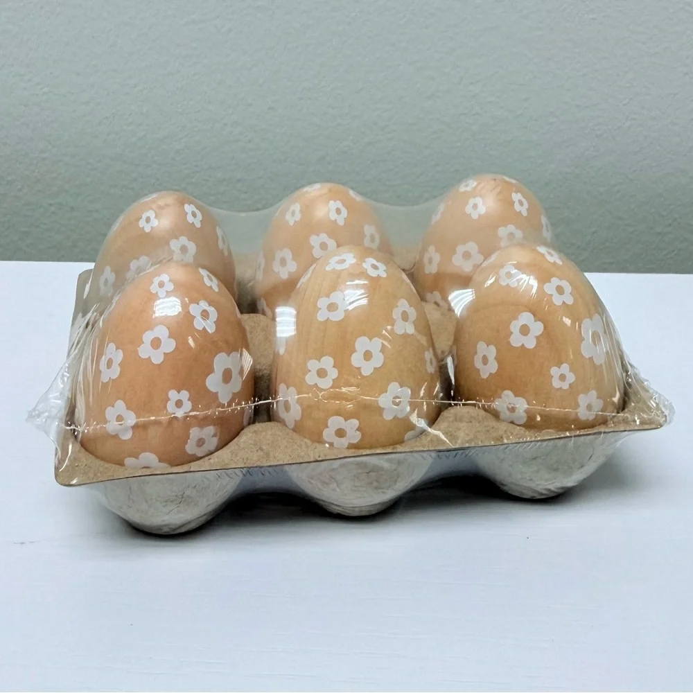 New! Target Bullseye Playground Set of 6 Natural Floral Patterned Wood Eggs